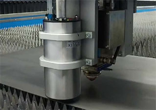  集成划线切割喷码一体自动化设备——高性能产线专用喷码机EBS1500